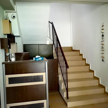 Garden House Mamaia Nord