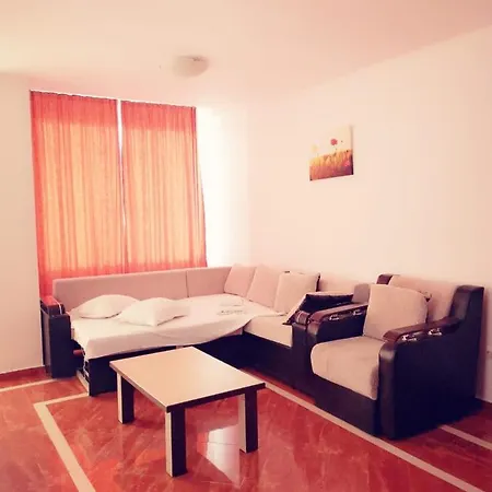 Garden House Mamaia Nord