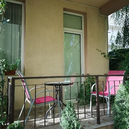 Garden House Mamaia Nord *